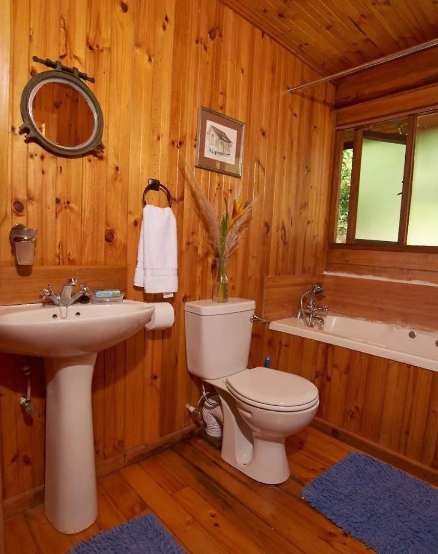 Tatil Evi Erasmus Cove Tobago Trinidad ve Tobago